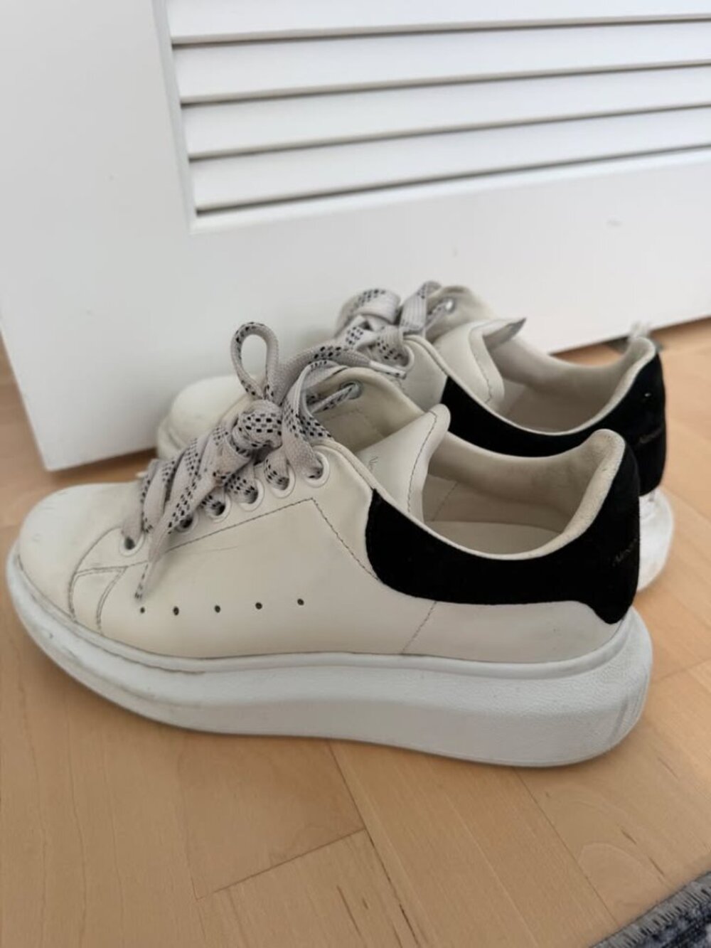 Alexander McQueen Oversized White/Black Sneaker Size 6.5